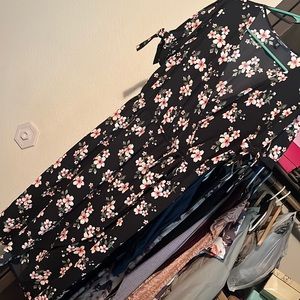 Faux Wrap Pink Floral Dress🌸